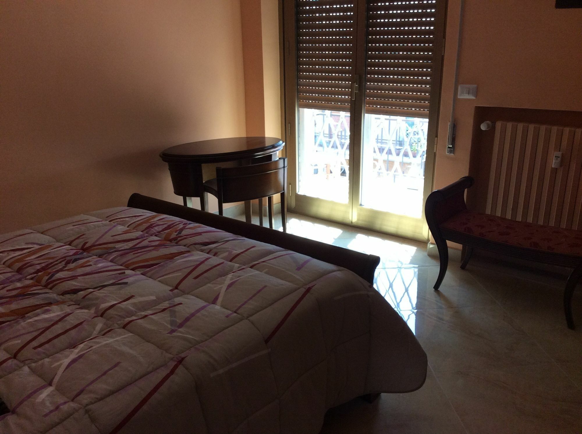 The Sun House Hotel Roma Ngoại thất bức ảnh